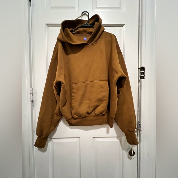 YZY x GAP hoodie in brown - Picture 1 of 5